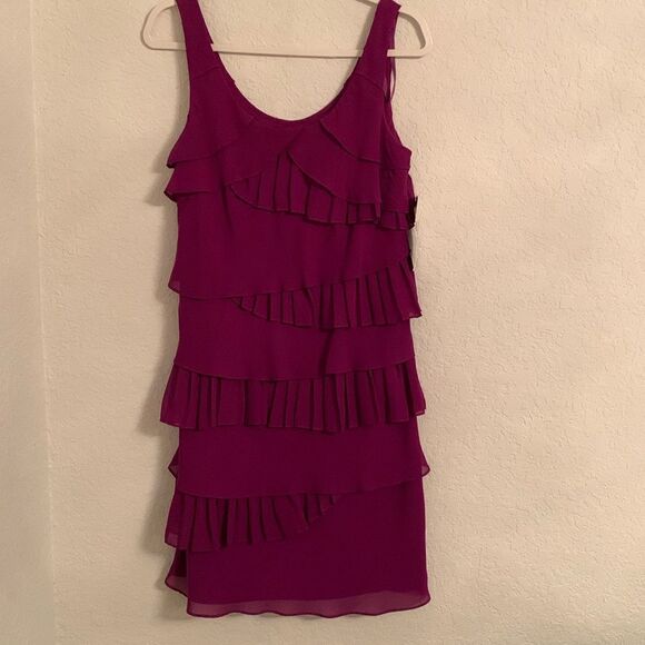 NWT S.L.Fashions Pleat Layer Tier Scoop Neck Neon Fuchsia Dress Size 6 - Picture 1 of 9